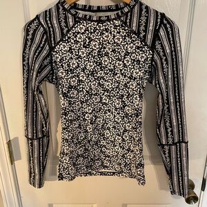 Maaji Black and White Fitted Long Sleeved rash guard